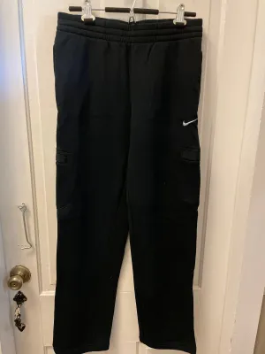 € Mens Medium NIKE Black Joggers Sweatpants Basketball Warm Up Pants Activeware Pockets