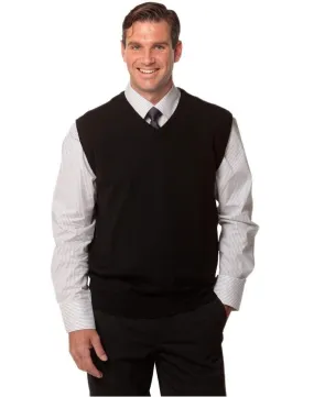 BENCHMARK Men's V-Neck Vest M9501