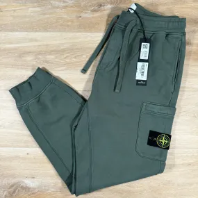 Stone Island Regular Fit Cargo Sweatpants in Musk