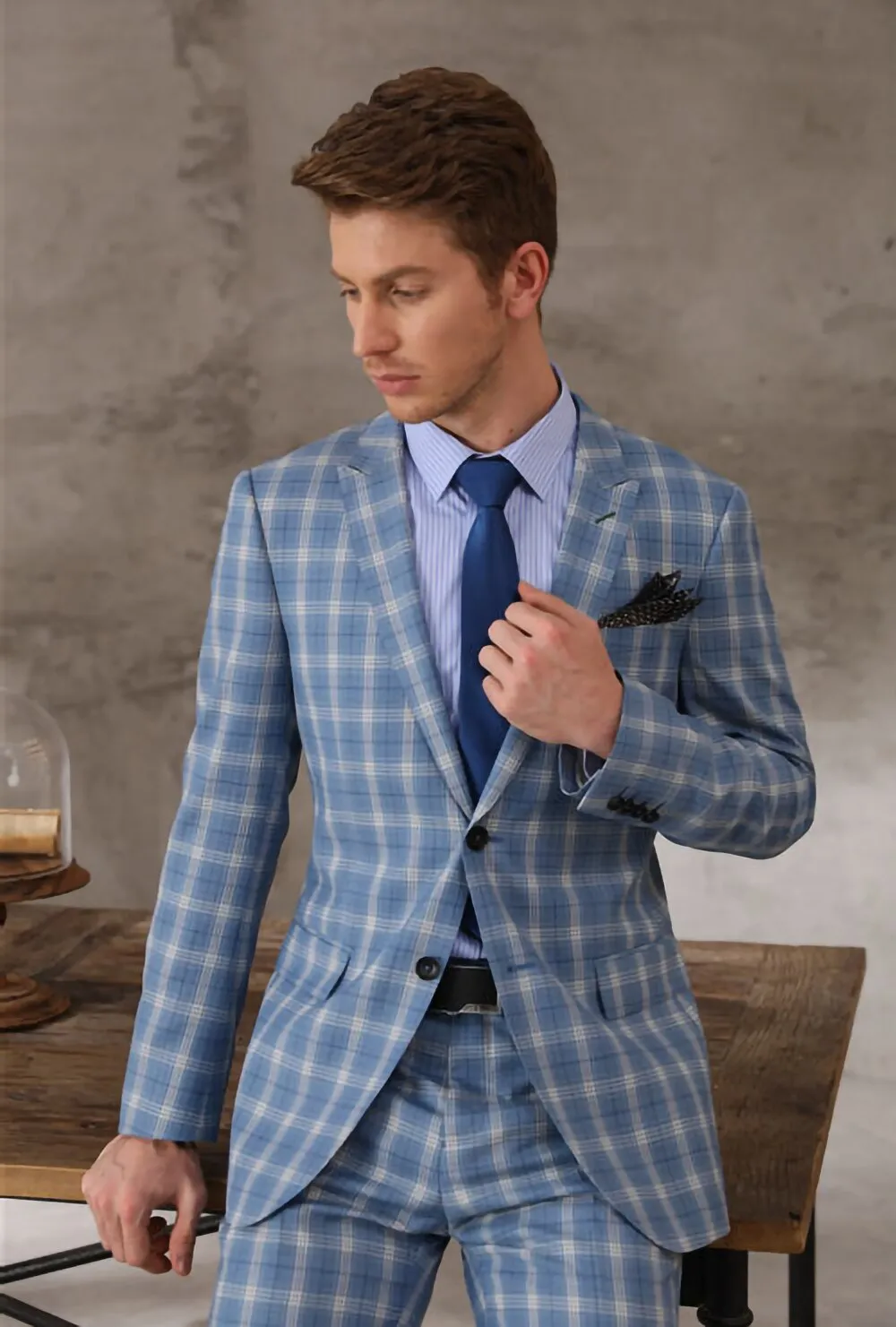 Tailor-made High Quality 150's Wool and Cashmere Fabric Sky Blue Windowpane Check Suit Men Breast Wedding Suit